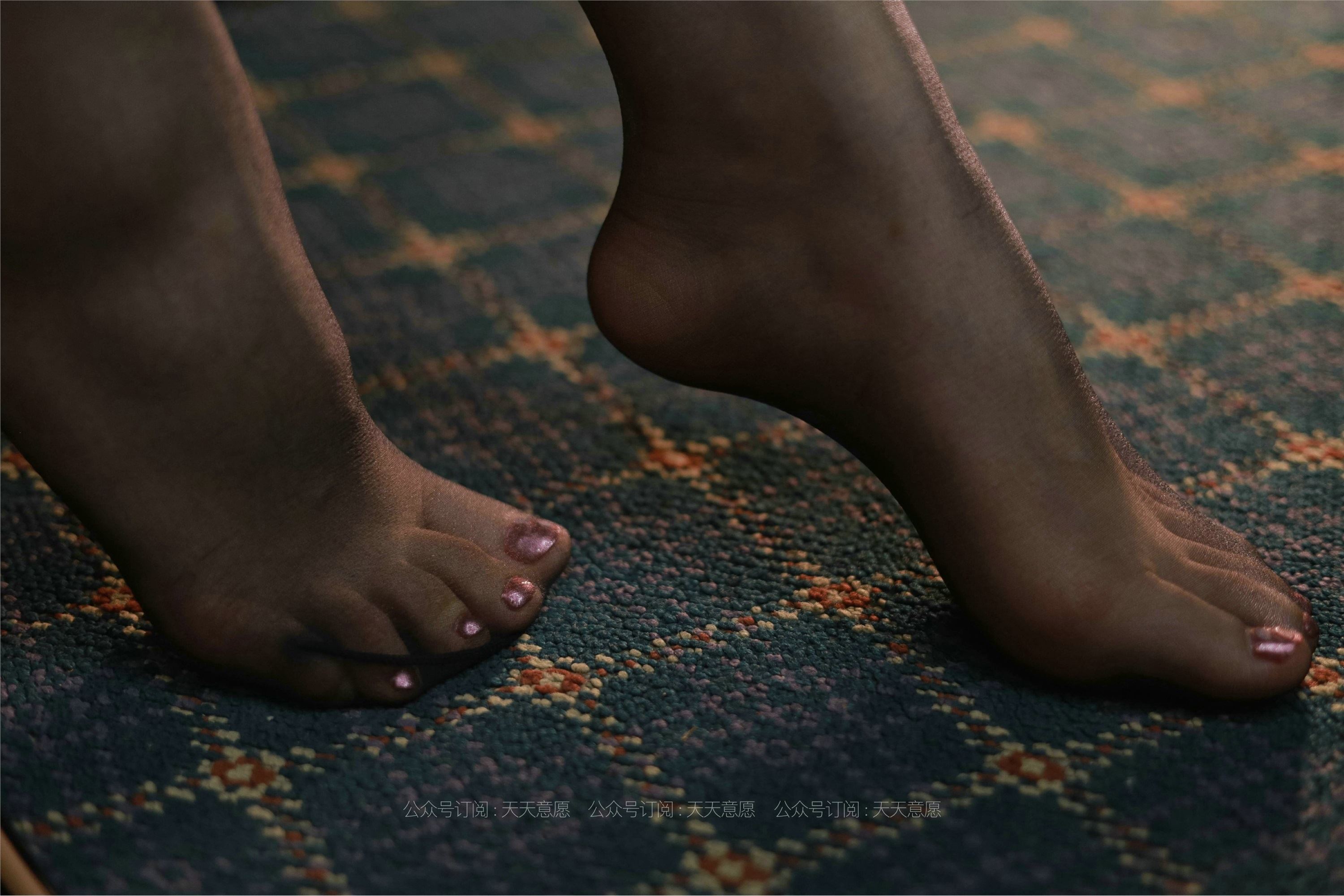 IESS异思趣向  2021.08.12 丝享家887：小七《台球长腿辣妹》